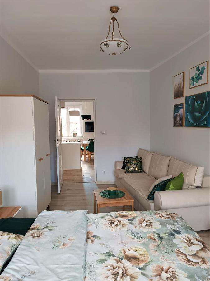 Szmaragdowy Apartament Przy Ulicy Opolskiej Tarnowskie Góry Εξωτερικό φωτογραφία