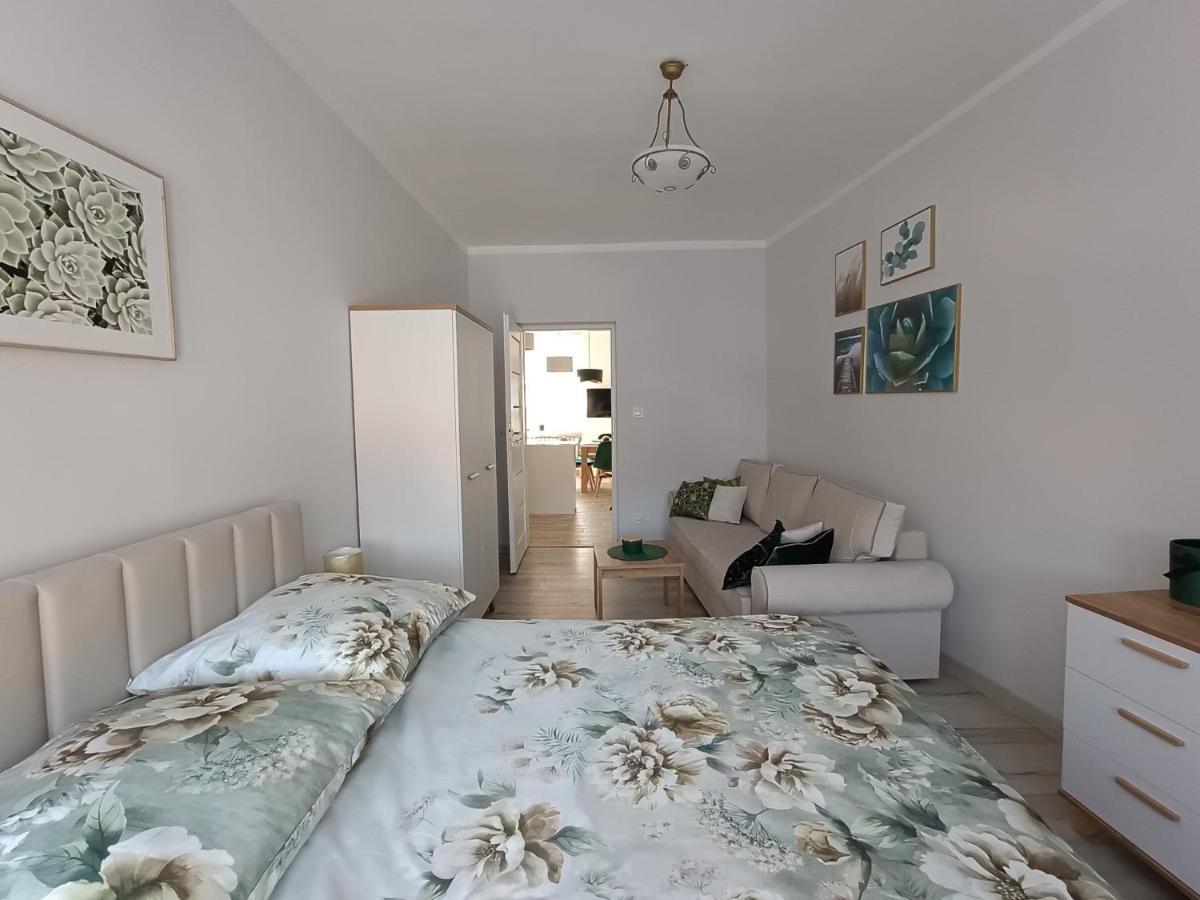 Szmaragdowy Apartament Przy Ulicy Opolskiej Tarnowskie Góry Εξωτερικό φωτογραφία