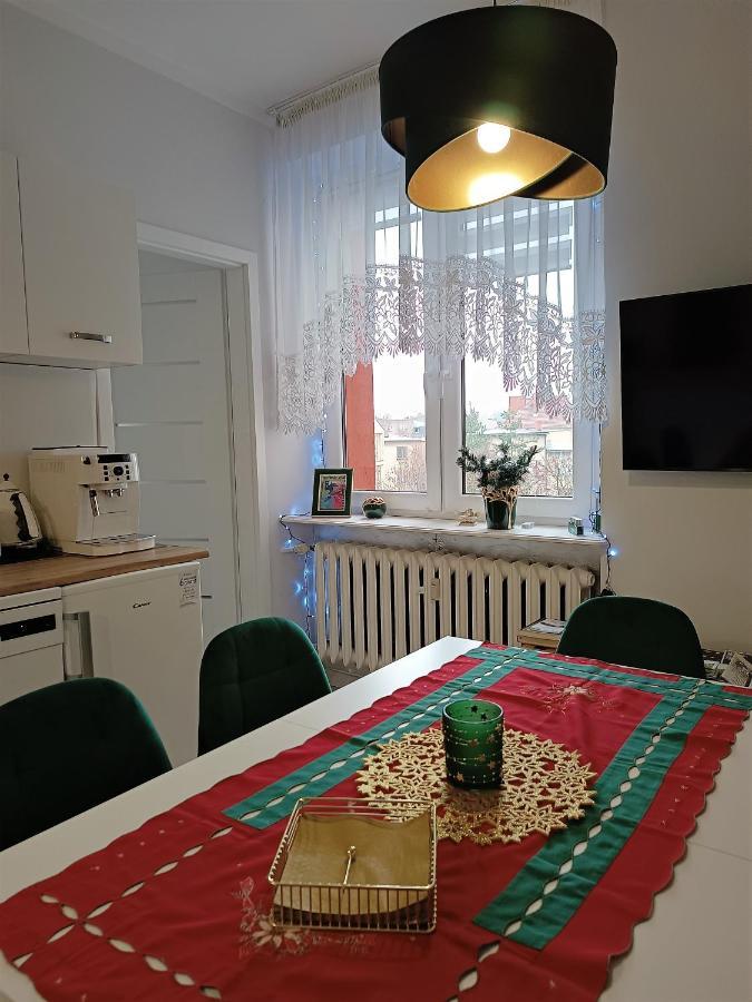 Szmaragdowy Apartament Przy Ulicy Opolskiej Tarnowskie Góry Εξωτερικό φωτογραφία
